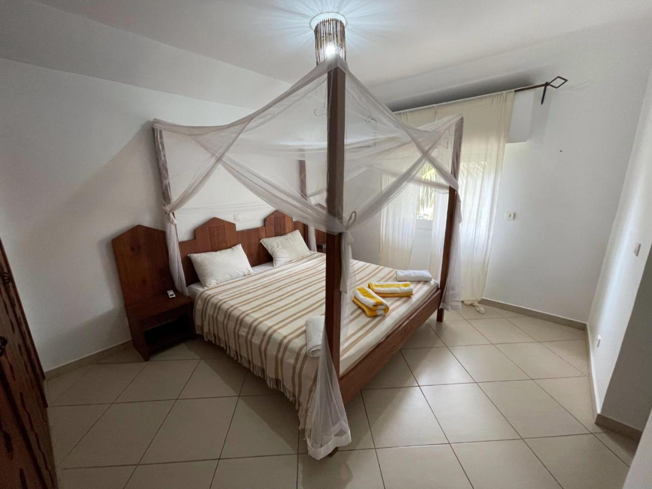 Agence Adjana Resort - Residence Du Port 3 Sali Tapé Extérieur photo